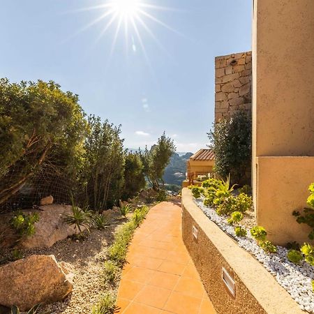 Villa Esmeralda - Free Wifi - With Swimming Pool コスタ・パラディーゾ エクステリア 写真