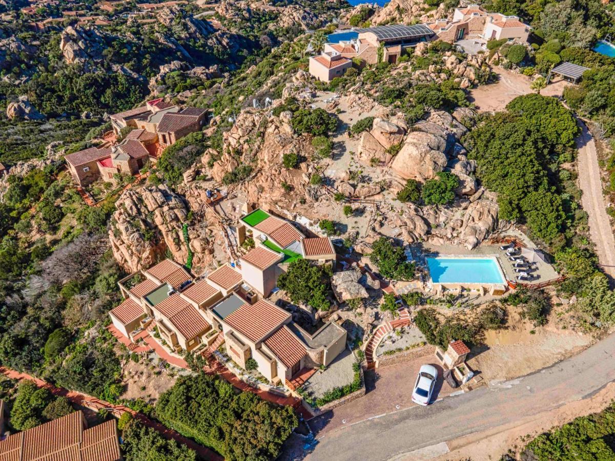 Villa Esmeralda - Free Wifi - With Swimming Pool コスタ・パラディーゾ エクステリア 写真
