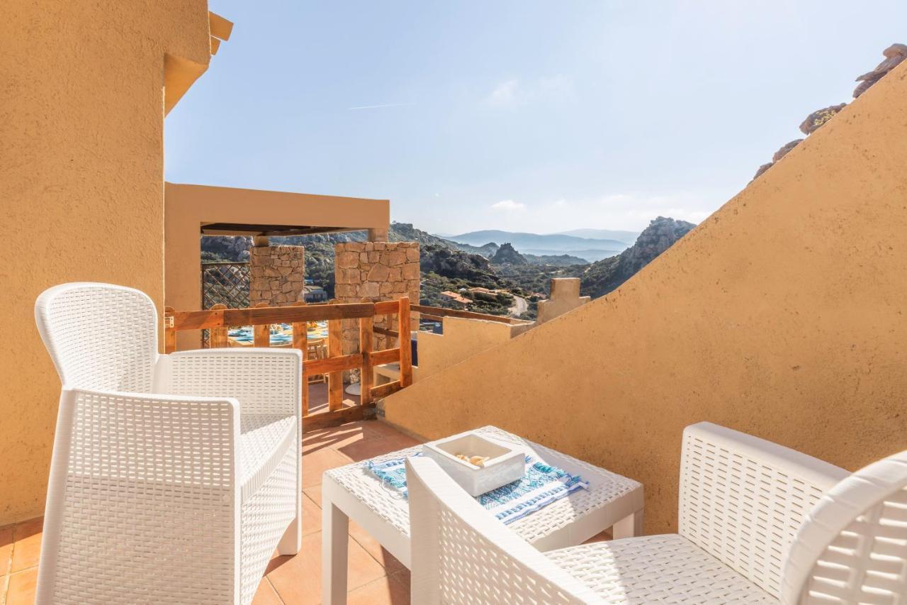 Villa Esmeralda - Free Wifi - With Swimming Pool コスタ・パラディーゾ エクステリア 写真