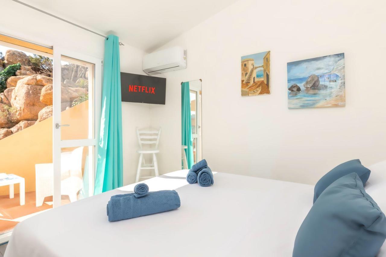 Villa Esmeralda - Free Wifi - With Swimming Pool コスタ・パラディーゾ エクステリア 写真