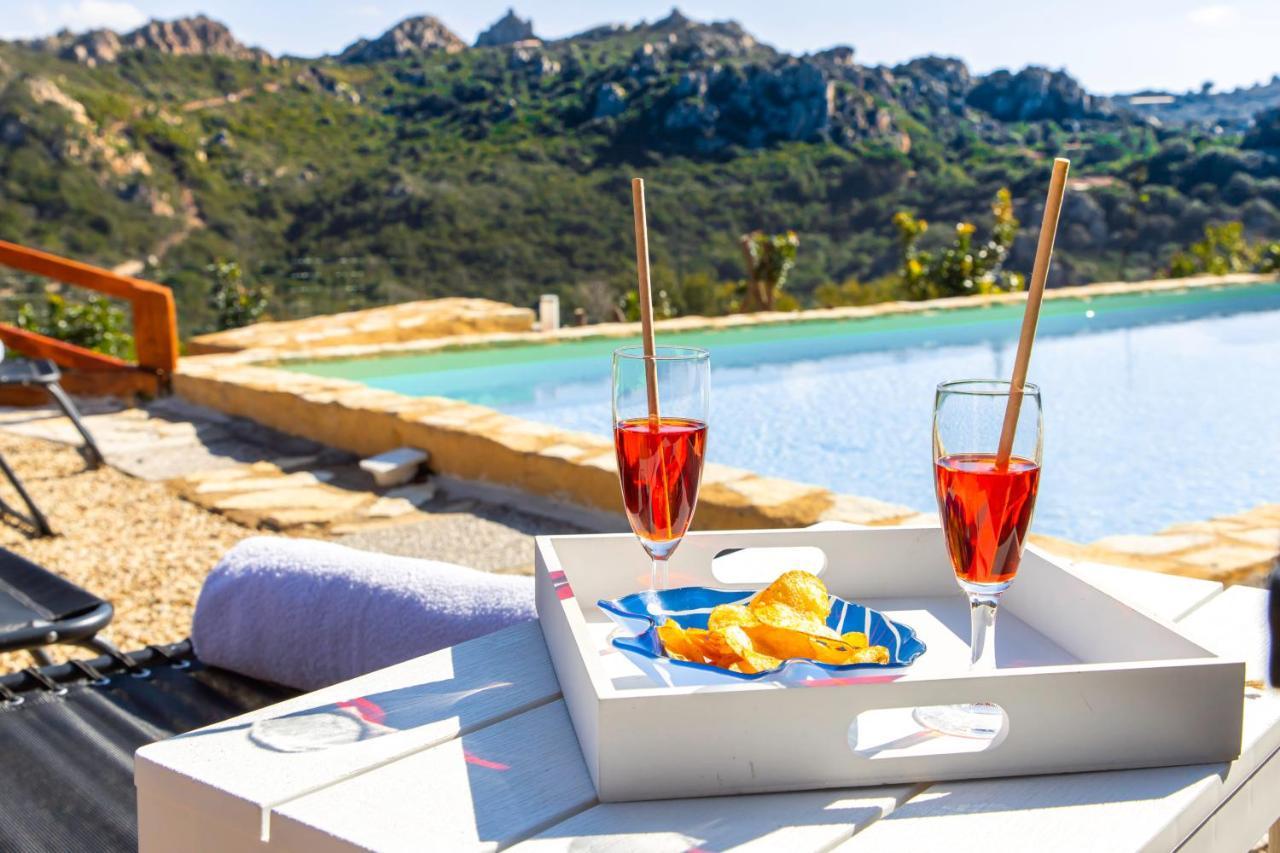 Villa Esmeralda - Free Wifi - With Swimming Pool コスタ・パラディーゾ エクステリア 写真